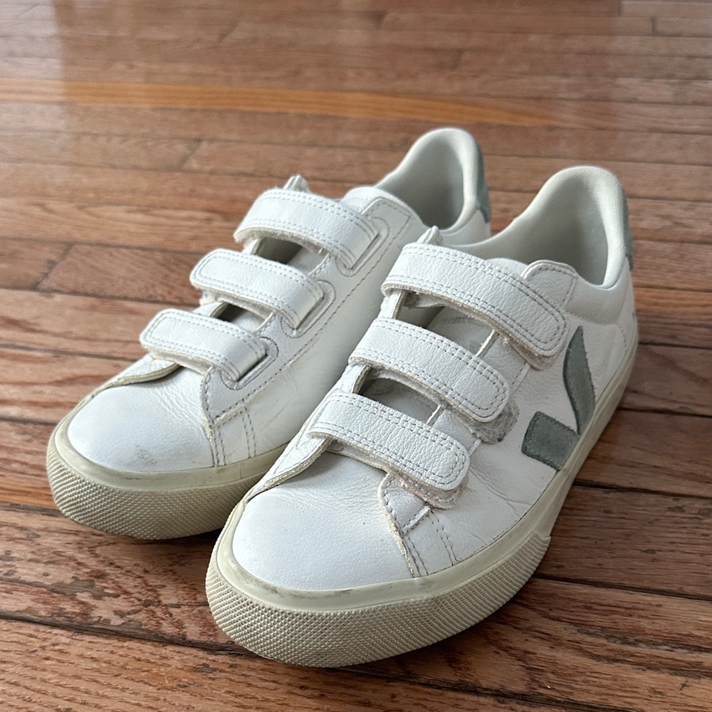 Veja Kids' White and Gray Velcro Sneakers